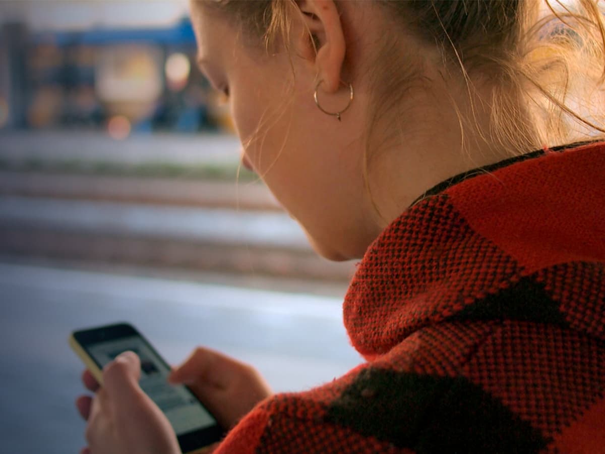 digital-identity-toolkit_hero_bgImage_mobile