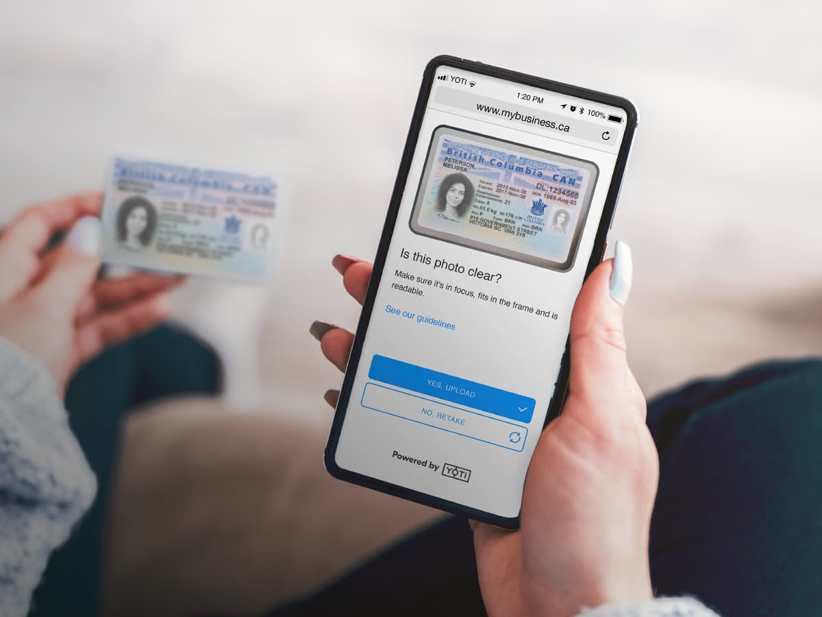 Hero_mobile_doc-scan_Canada